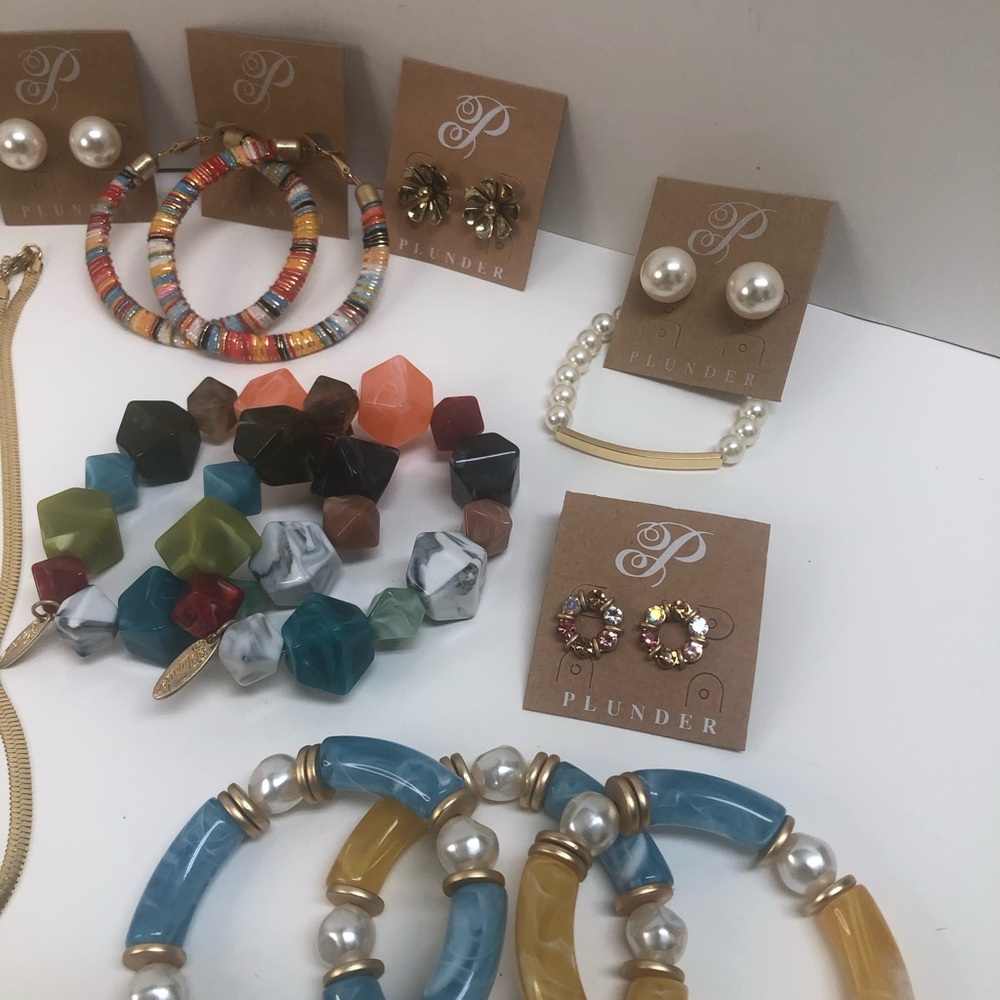 Plunder Jewelry Bundle 21 Piece Resellers Bundle - Picture 2 of 5